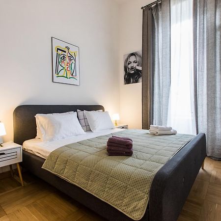 New Apartment On Rustaveli Avenue Tbilisi Exteriör bild